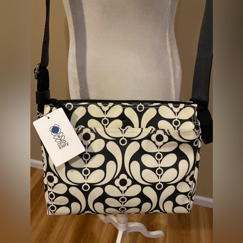 NWT Orla Kiely Nouveau Print Fielder Crossbody in Ebony